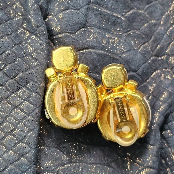 Vintage Les Bernard Gold Tone Large Faux Pearl & Rhinestone Clip-On Earrings - Picture 5 of 7